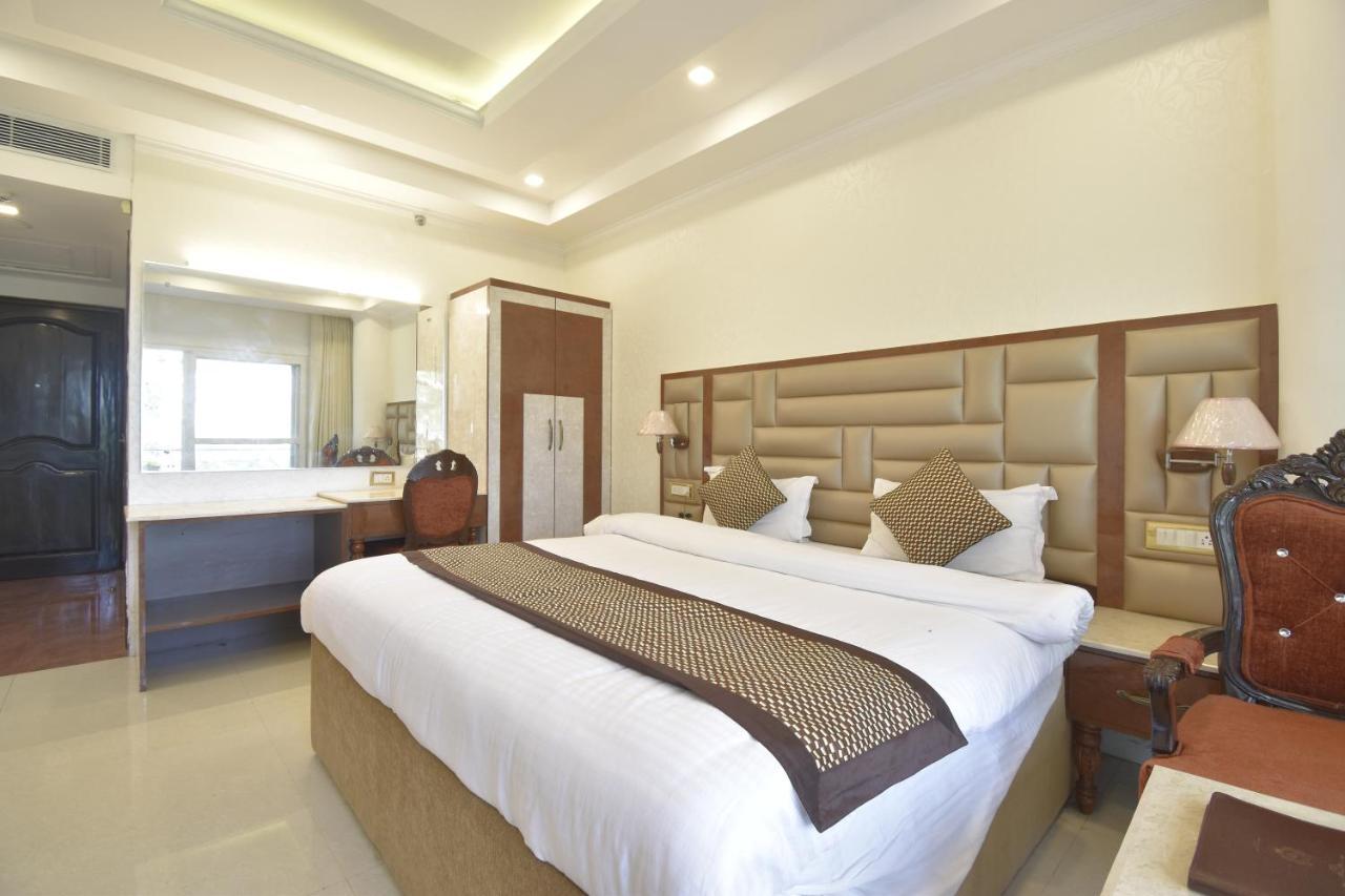 The Royal Castle Hot And Cold Centralized Hotel Dharamshala Exterior foto