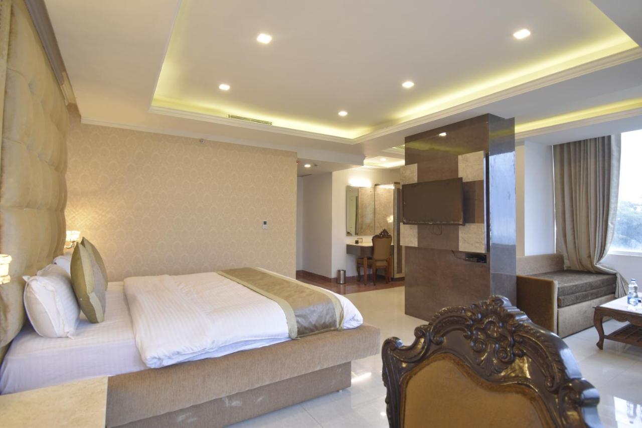 The Royal Castle Hot And Cold Centralized Hotel Dharamshala Exterior foto